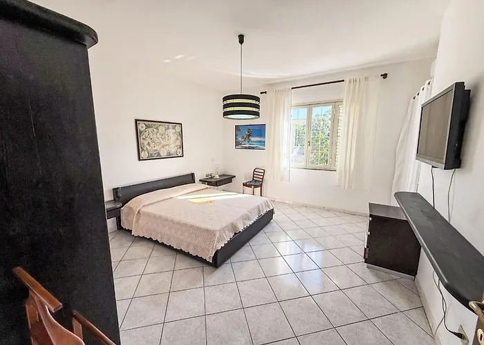 Is Argiolas By Interhome Дом отдыха Вилласимиус